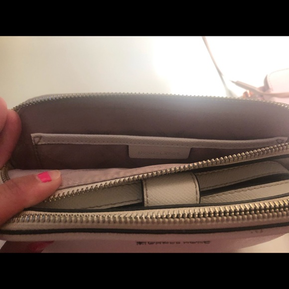 SOLDⓂ️ - Picture 12 of 13